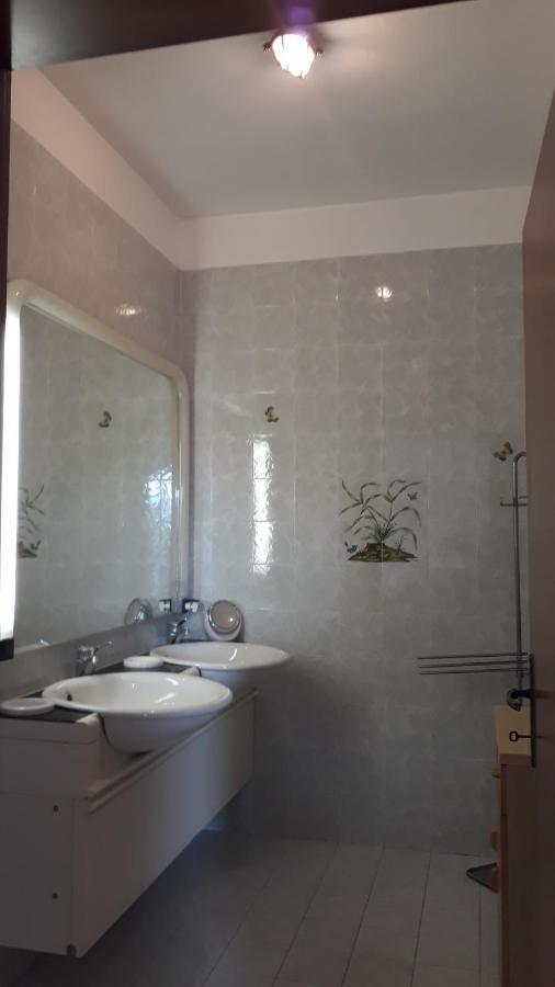 Bellavista Beachfront Apartments 奎尔西亚内拉 外观 照片